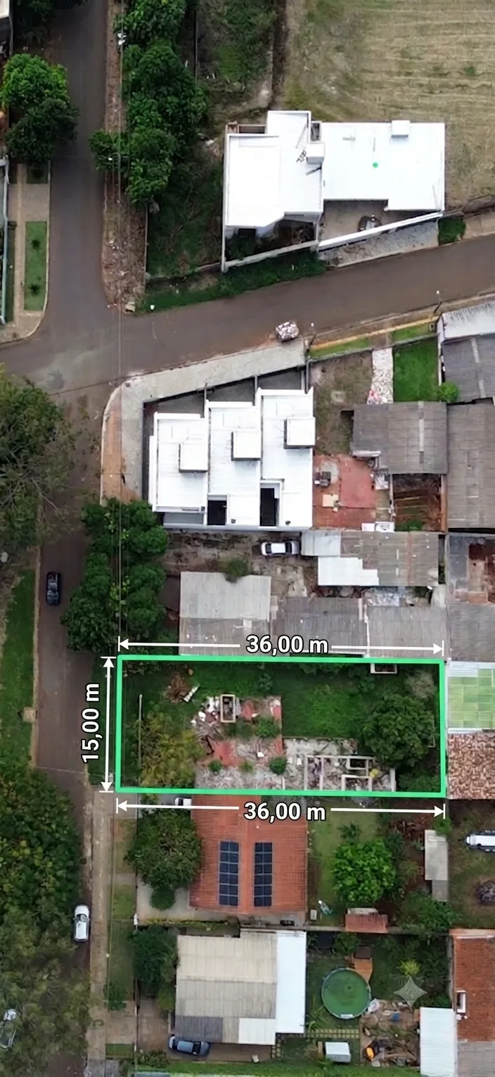 Terreno à Venda com 540 m² na Vila A / Jardim Petrópolis em Foz do Iguaçu - PR